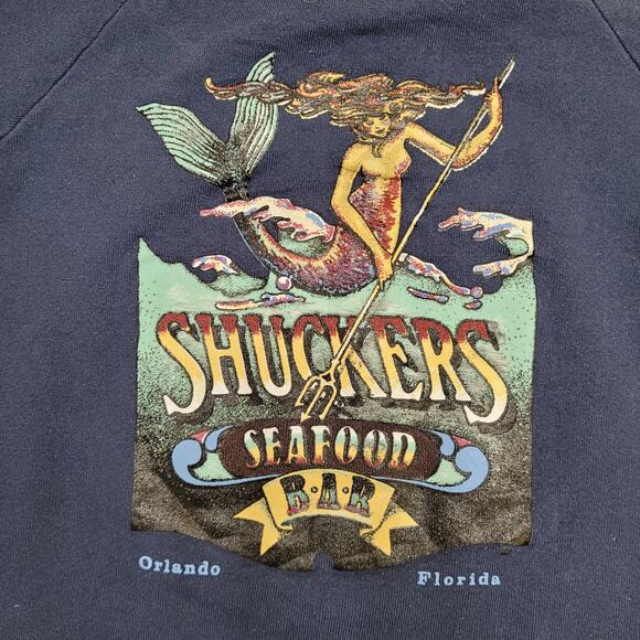 Vintage Shuckers Seafood Bar Sweatshirt XL 23x26 Faded USA - Picture 13 of 16
